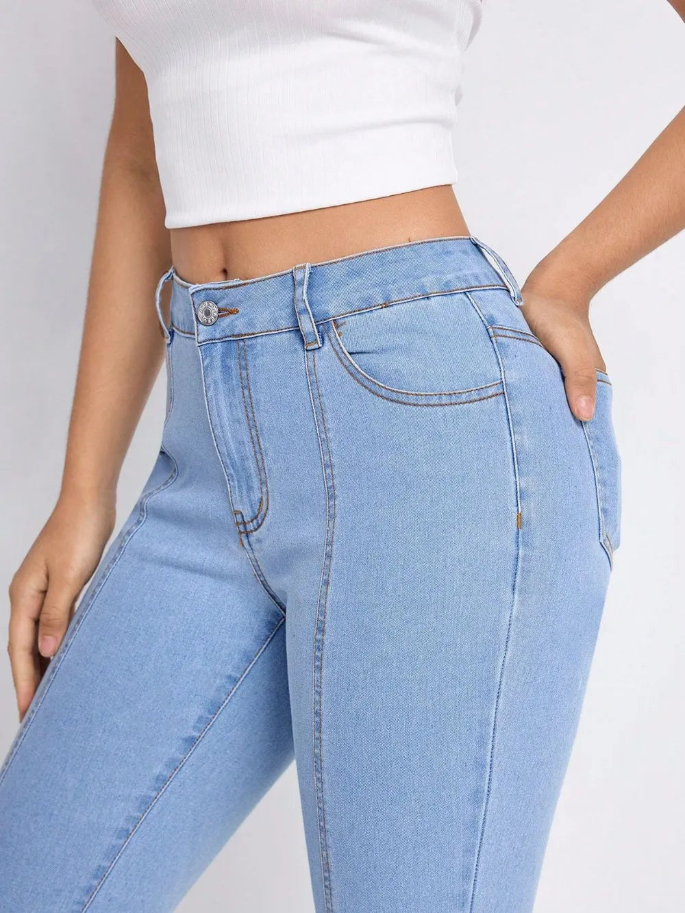 Jeans Skinny Premium con Bolsillos