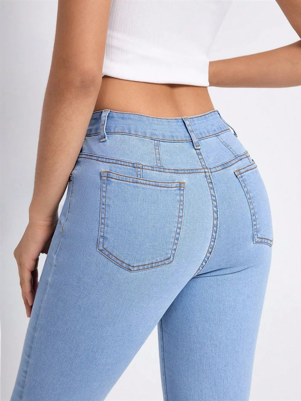 Jeans Skinny Premium con Bolsillos