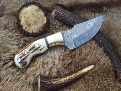 Premium Damascus Steel Hunting Knife – 7.25 Inch Drop Point Blade with Antler Handle and Brass Accents - Korvel