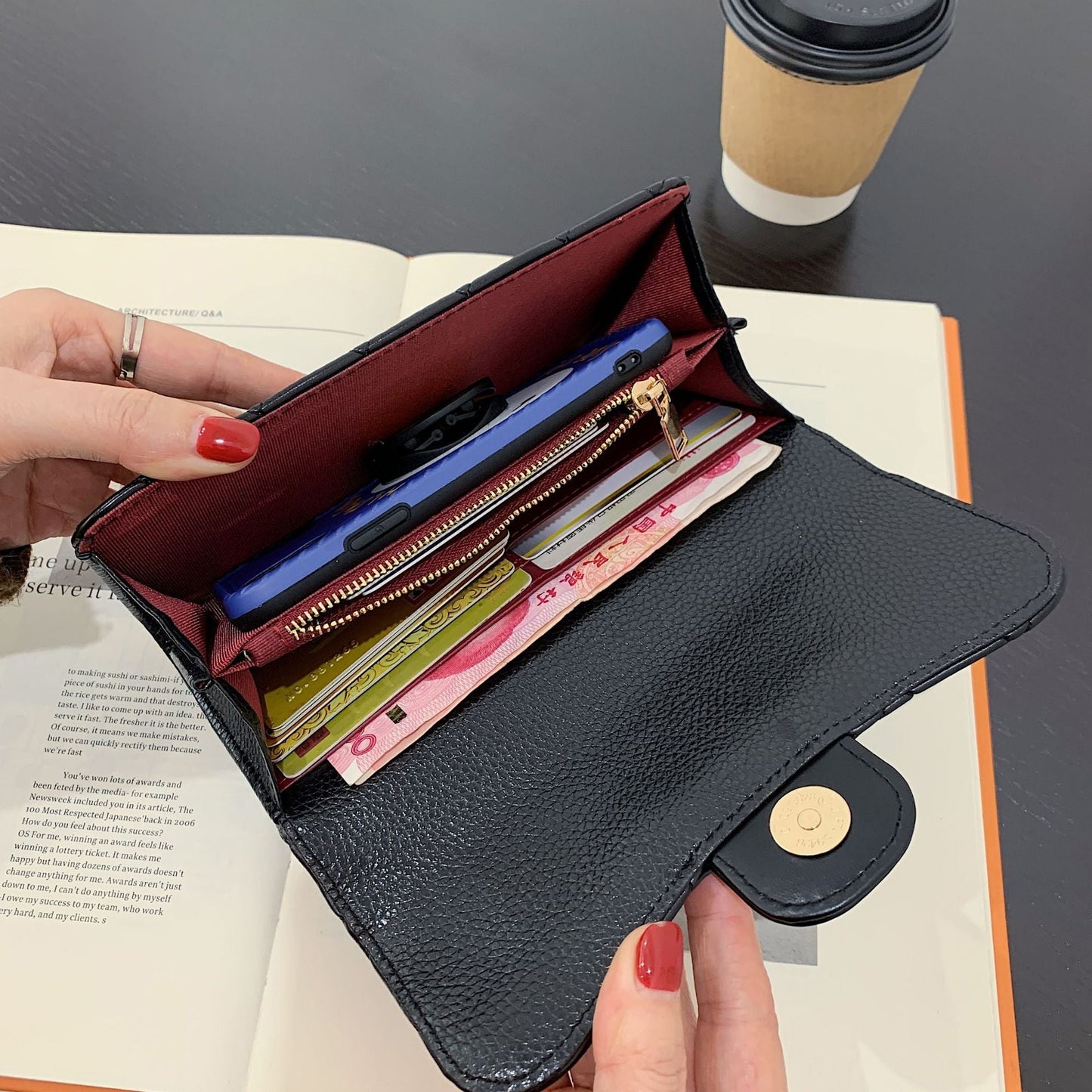 Elegant Small Folding Wallet with Diamond Embroidery