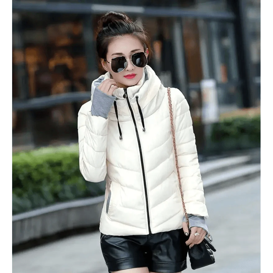Cozy Women's Winter Jacket - Stylish Hooded Puffer Coat - Korvel