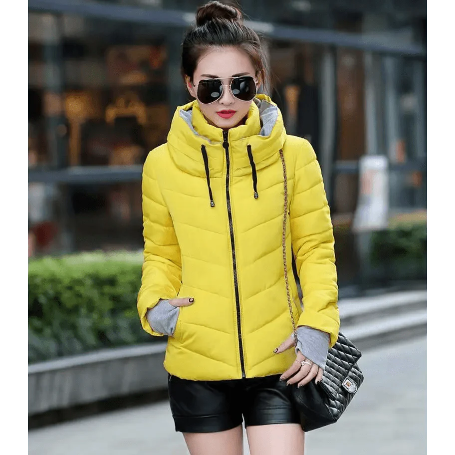 Cozy Women's Winter Jacket - Stylish Hooded Puffer Coat - Korvel