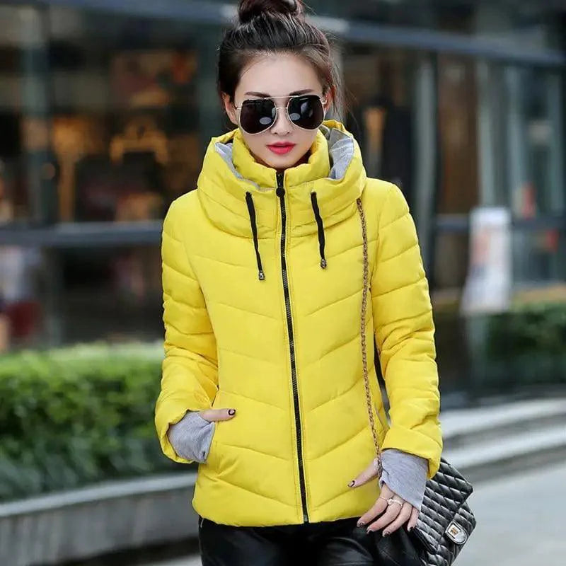 Cozy Women's Winter Jacket - Stylish Hooded Puffer Coat - Korvel