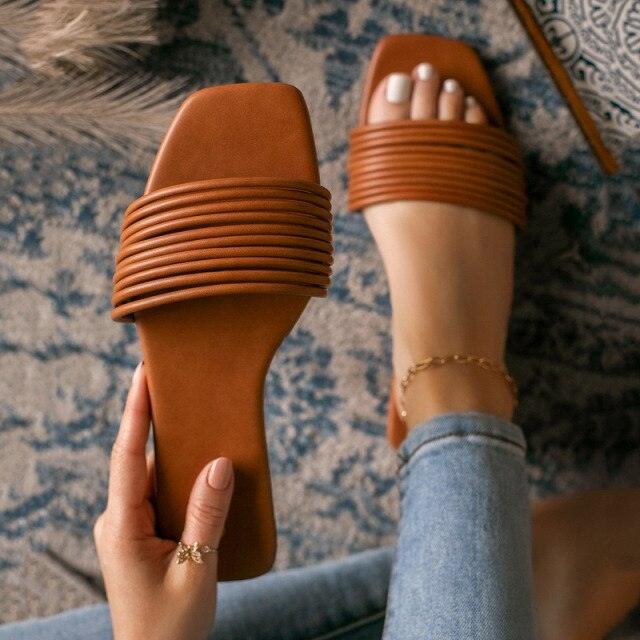 Sandalias Elegantes de Cuero Tejido Suave para Mujeres