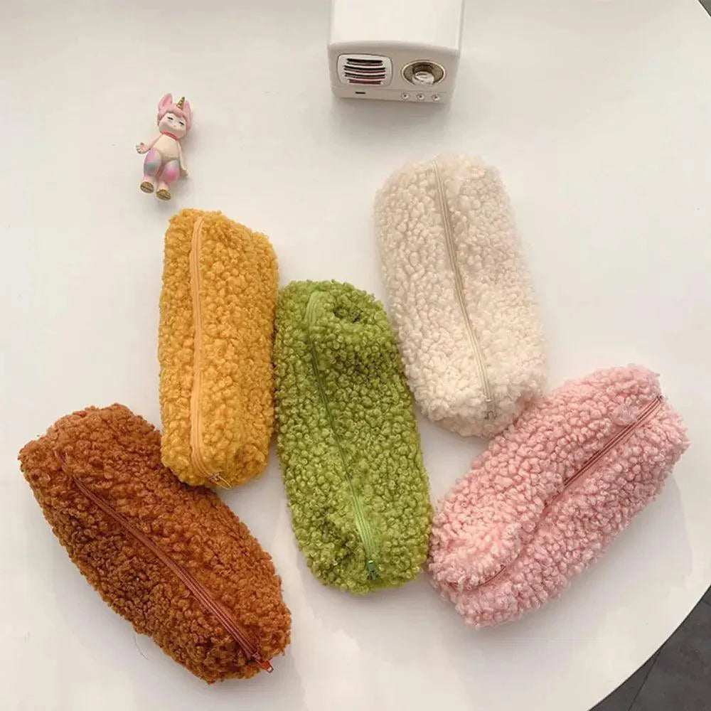 Trousse à crayons en peluche douce - Poche de rangement élégante et polyvalente