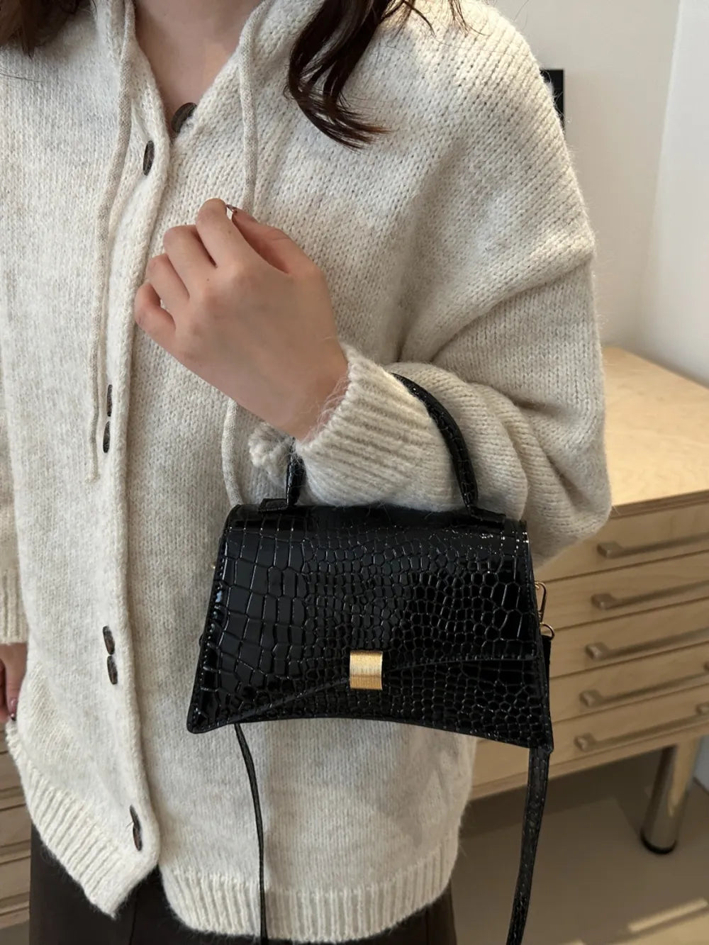 Solid Color PU Leather Handbag - Korvel