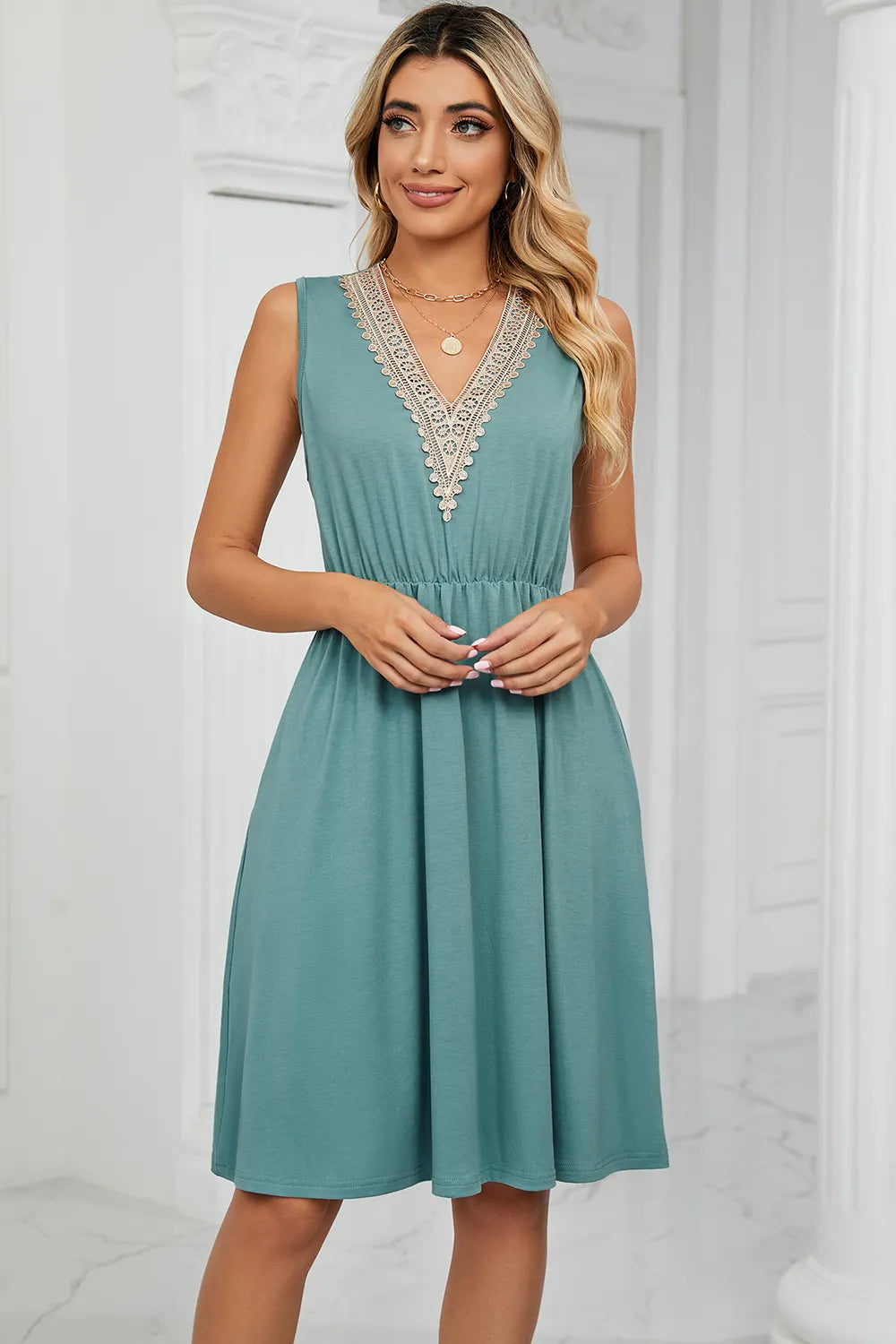 Solid color V-neck lace patchwork sleeveless pocket waist cinching dress - Korvel