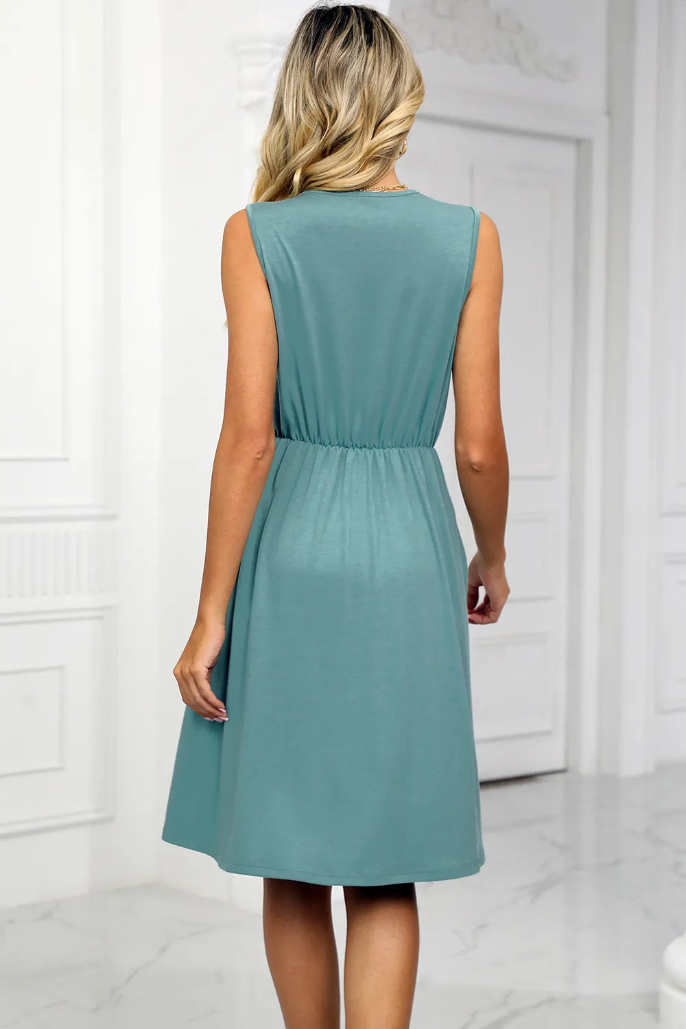 Solid color V-neck lace patchwork sleeveless pocket waist cinching dress - Korvel