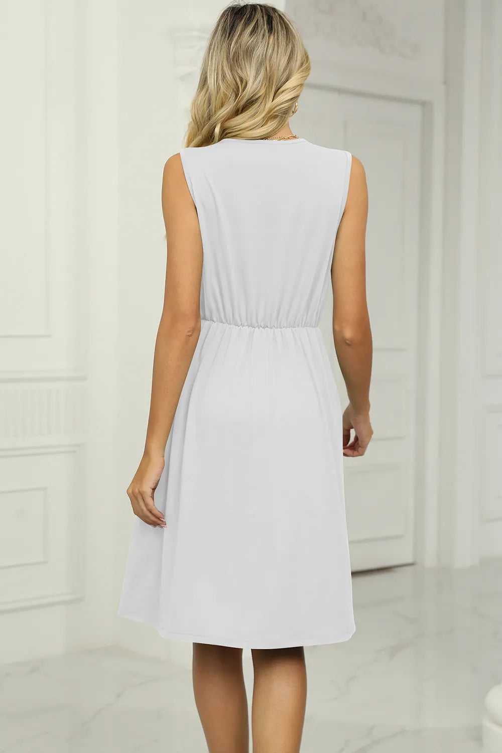 Solid color V-neck lace patchwork sleeveless pocket waist cinching dress - Korvel