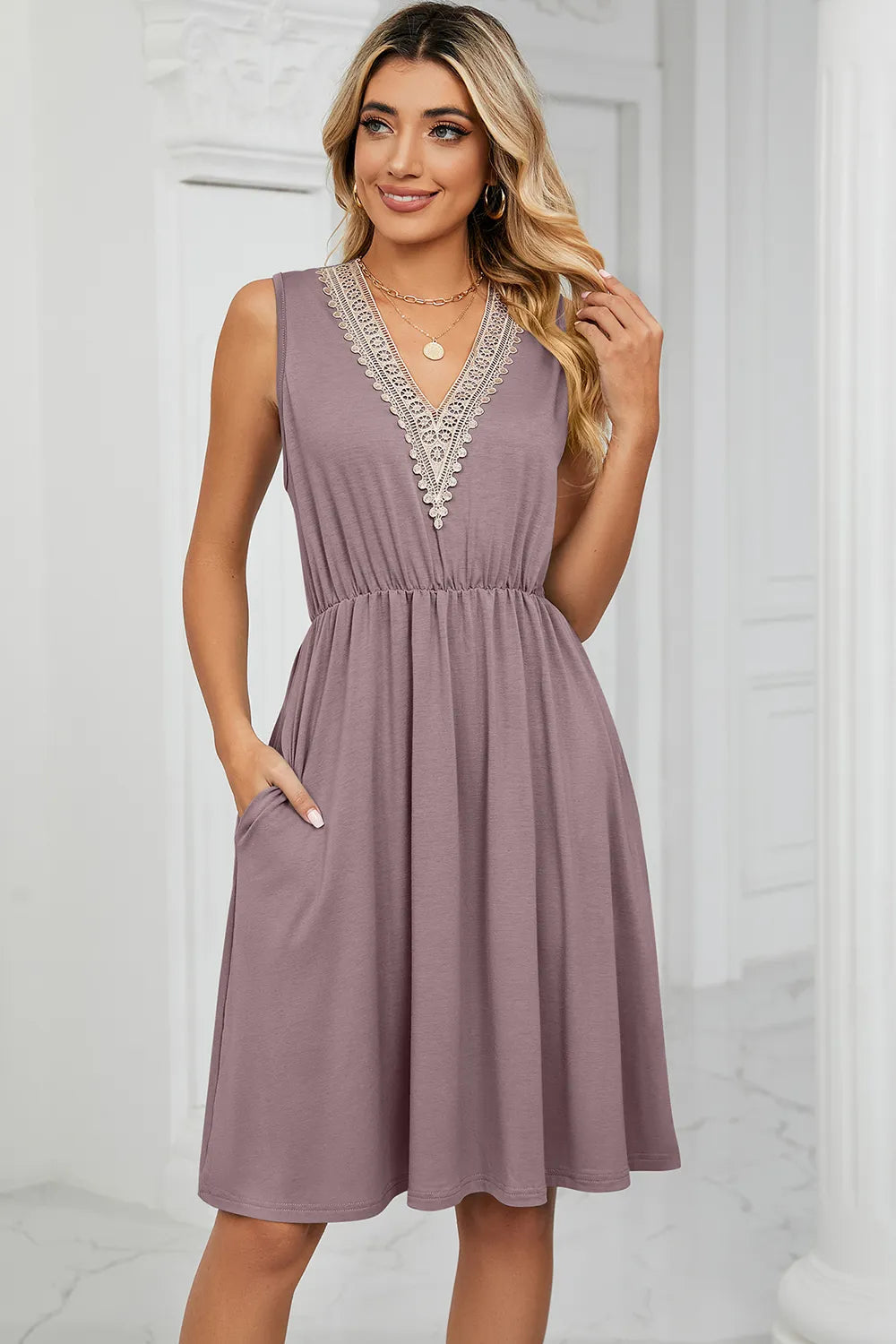 Solid color V-neck lace patchwork sleeveless pocket waist cinching dress - Korvel