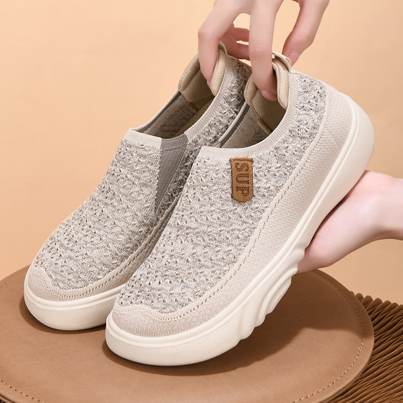Spring and autumn new old Beijing cloth shoes women's single shoes soft sole comfortable slip-on mother shoes thick sole non-slip casual shoes women - Korvel