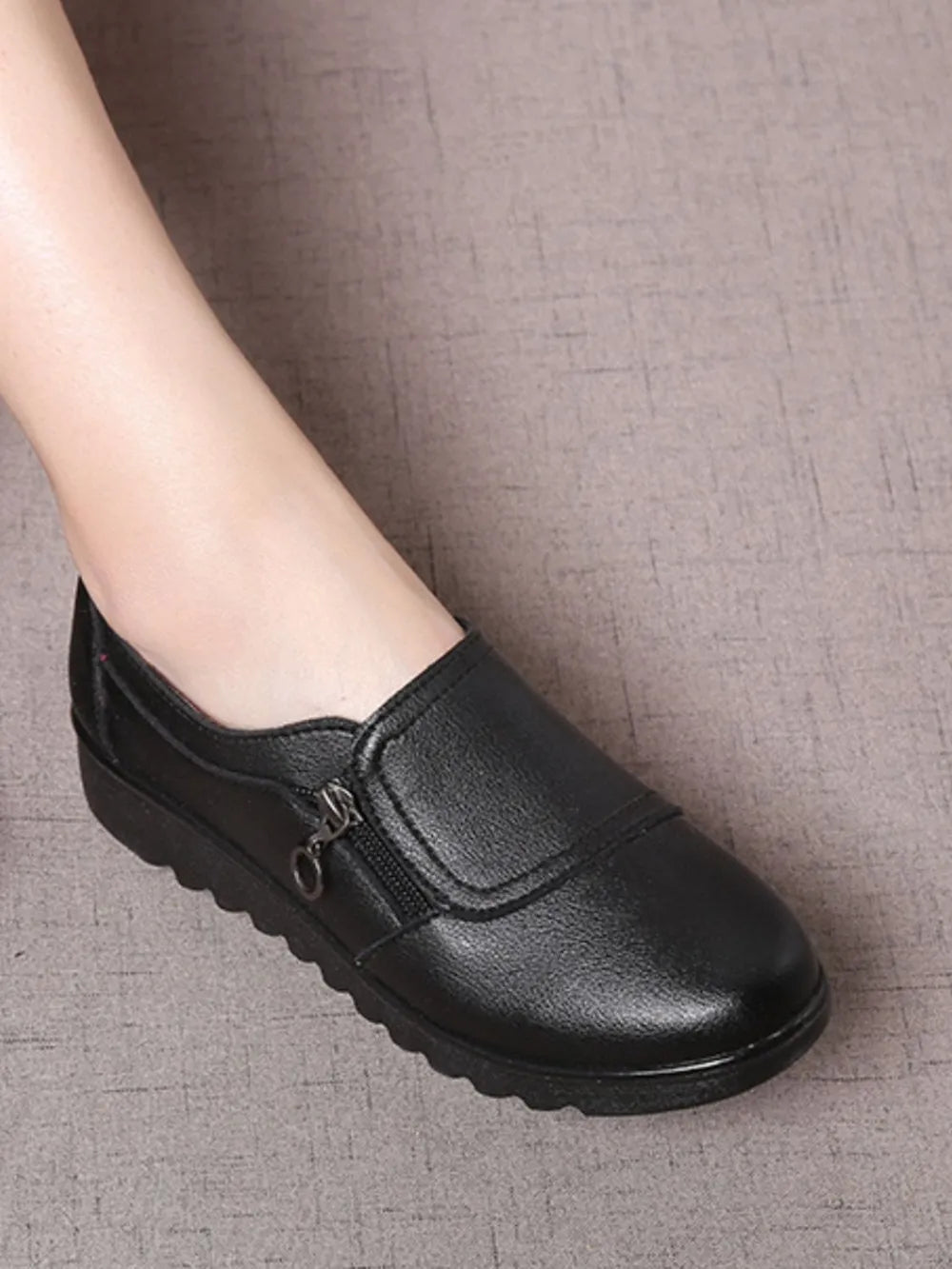Spring and Autumn New Women's Leather Shoes Grandma Shoes Elderly Shoes - Korvel