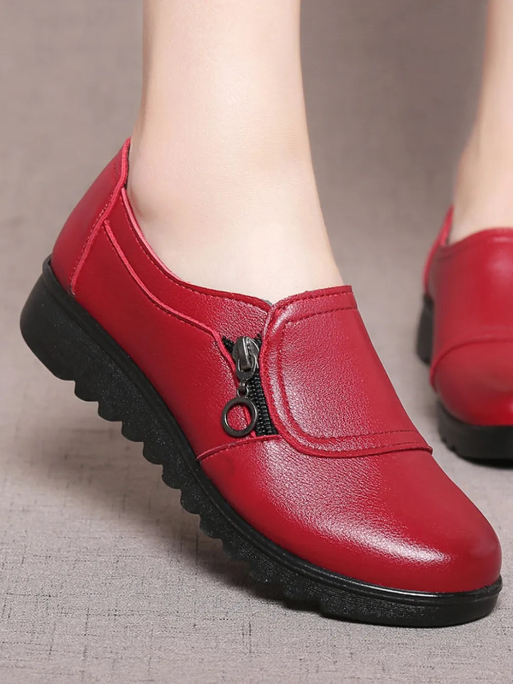 Spring and Autumn New Women's Leather Shoes Grandma Shoes Elderly Shoes - Korvel