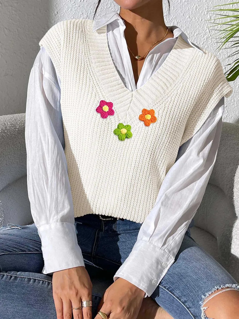 V-Neck Hand Hook Flower Splicing Sweater