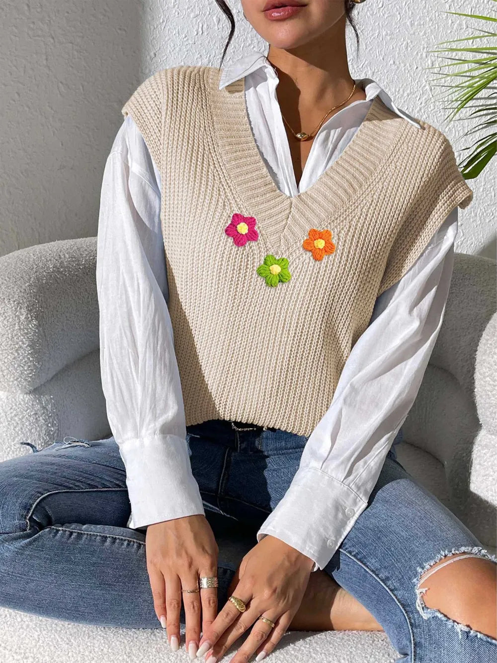 V-Neck Hand Hook Flower Splicing Sweater