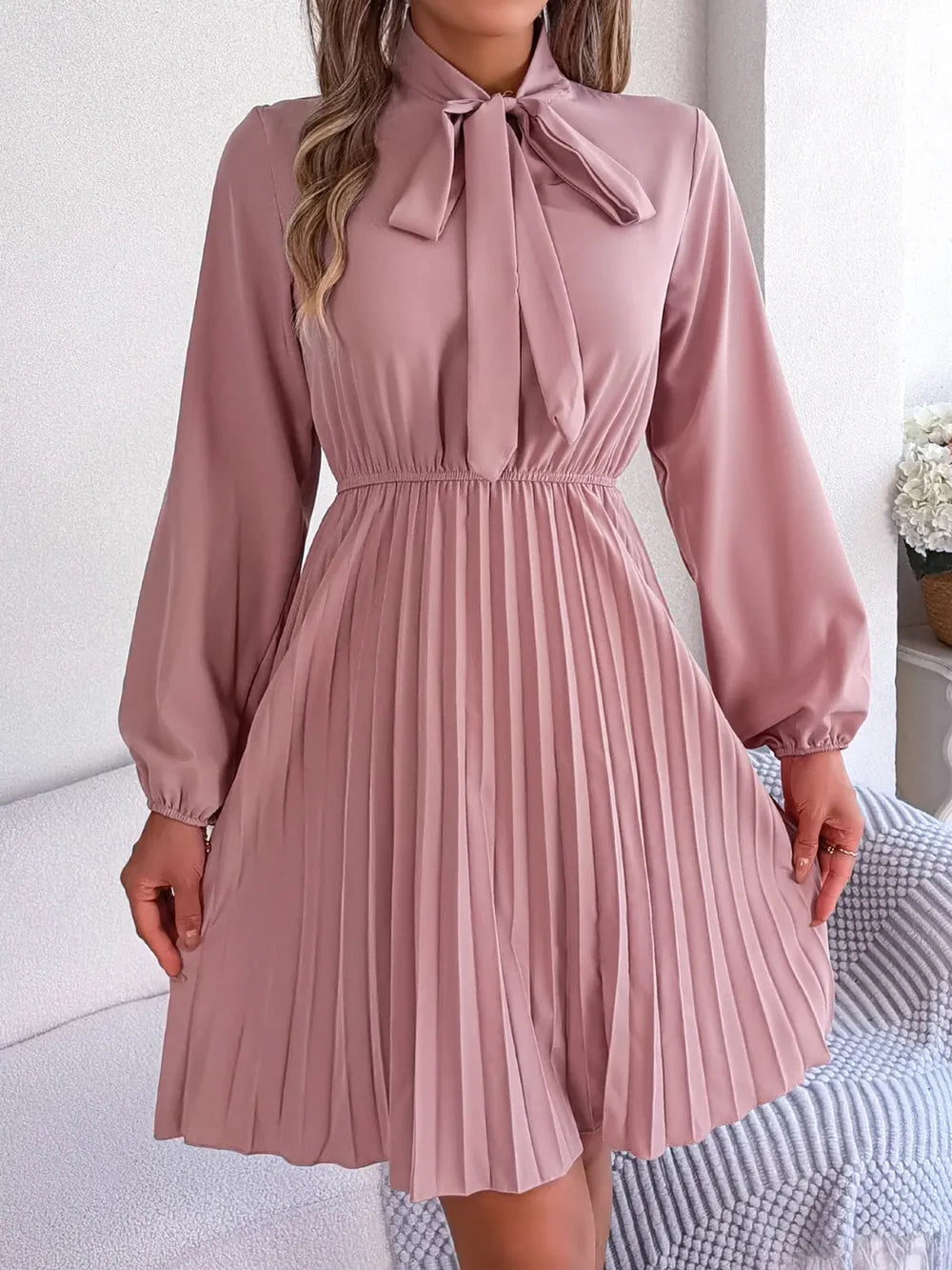 Spring and summer temperament tied waist long sleeved pleated skirt - Korvel