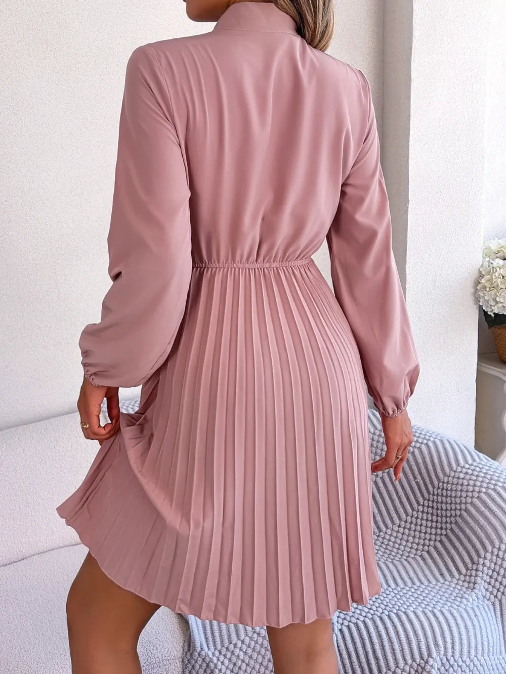 Spring and summer temperament tied waist long sleeved pleated skirt - Korvel