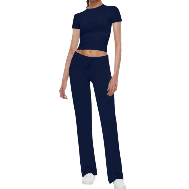 Ensemble T-shirt uni et pantalon décontracté
