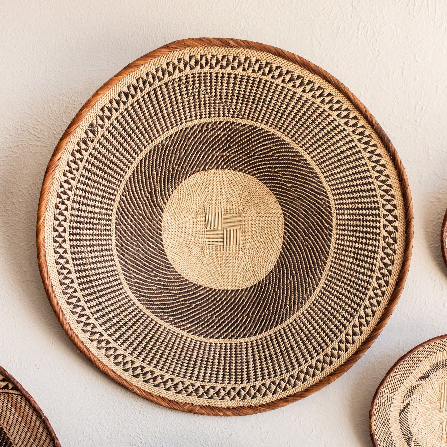 Cesta de Pared con Patrón Binga