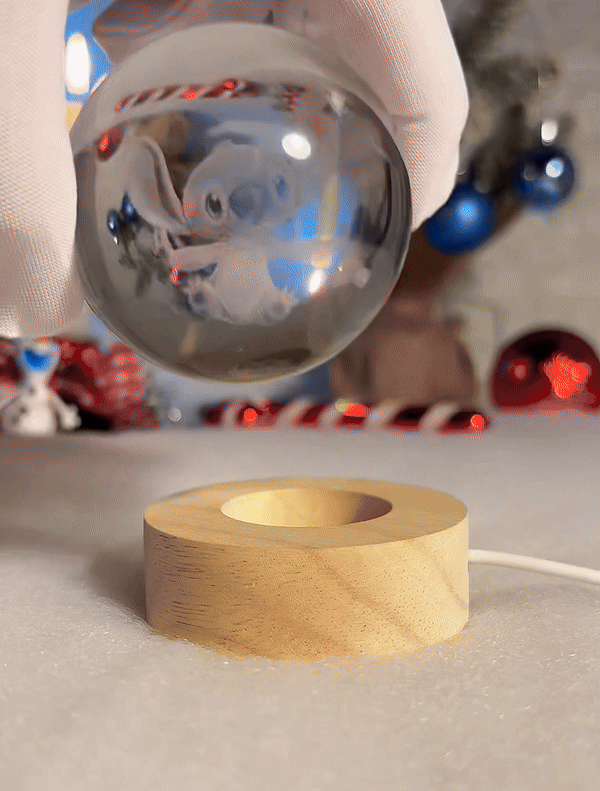 StitchGlow Sphere - Lampe de Nuit Gravée au Laser 3D