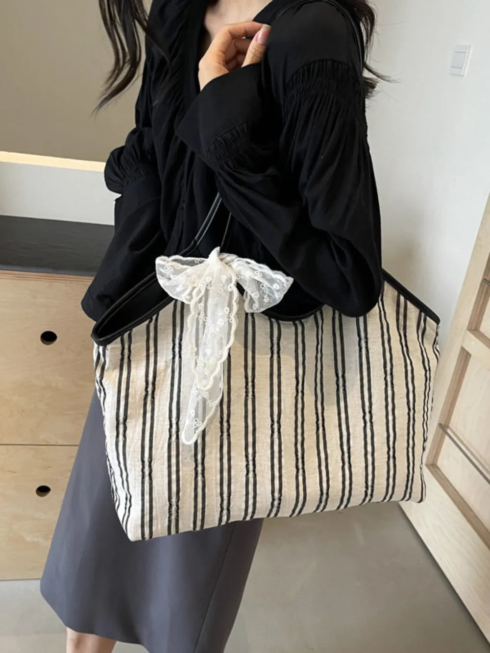 Striped Canvas Tote Bag - Korvel