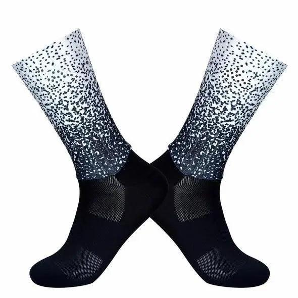Chaussettes de cyclisme respirantes et élégantes pour hommes - Design moderne