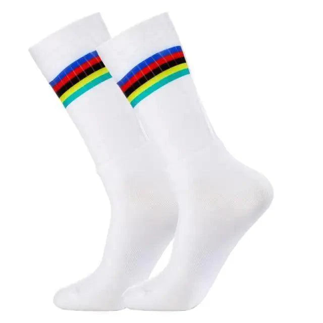Chaussettes de cyclisme respirantes et élégantes pour hommes - Design moderne