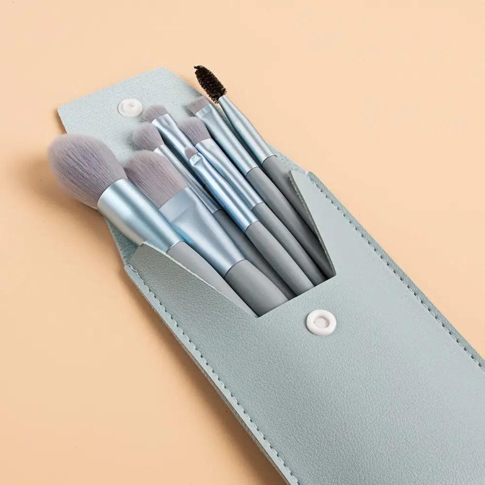 Luxury 8-Piece Travel Makeup Brush Set for Flawless Beauty - Korvel