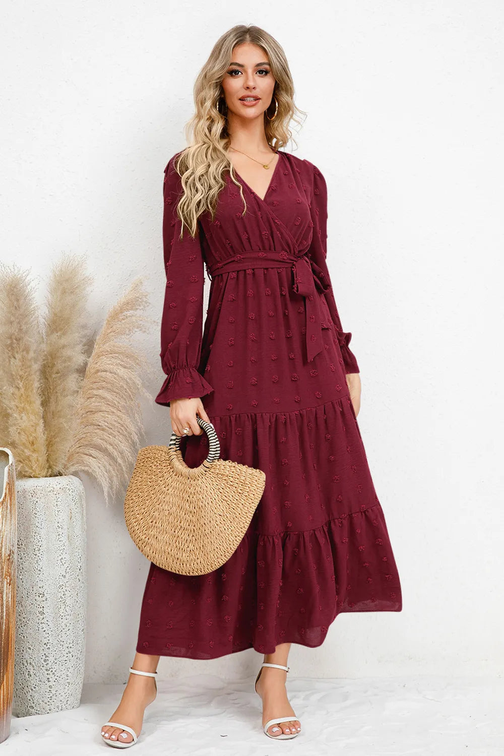 Robe à manches volantées en surplis à pois suisses