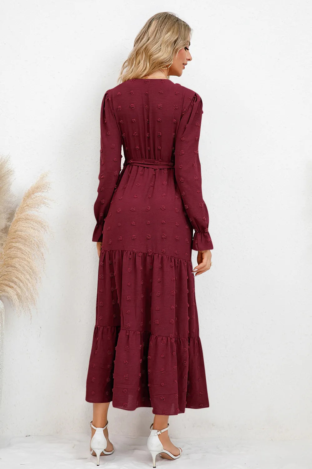 Robe à manches volantées en surplis à pois suisses