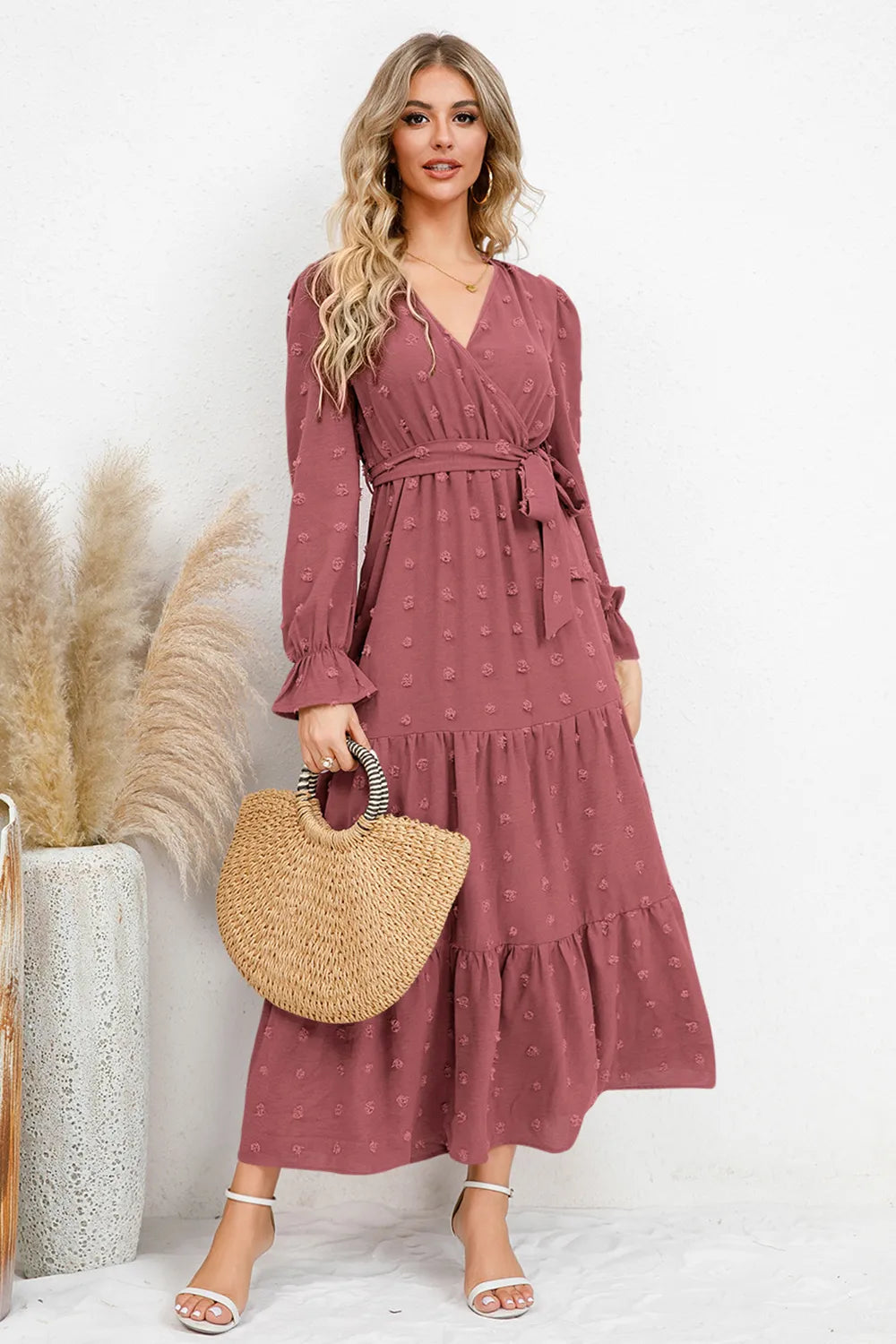 Robe à manches volantées en surplis à pois suisses