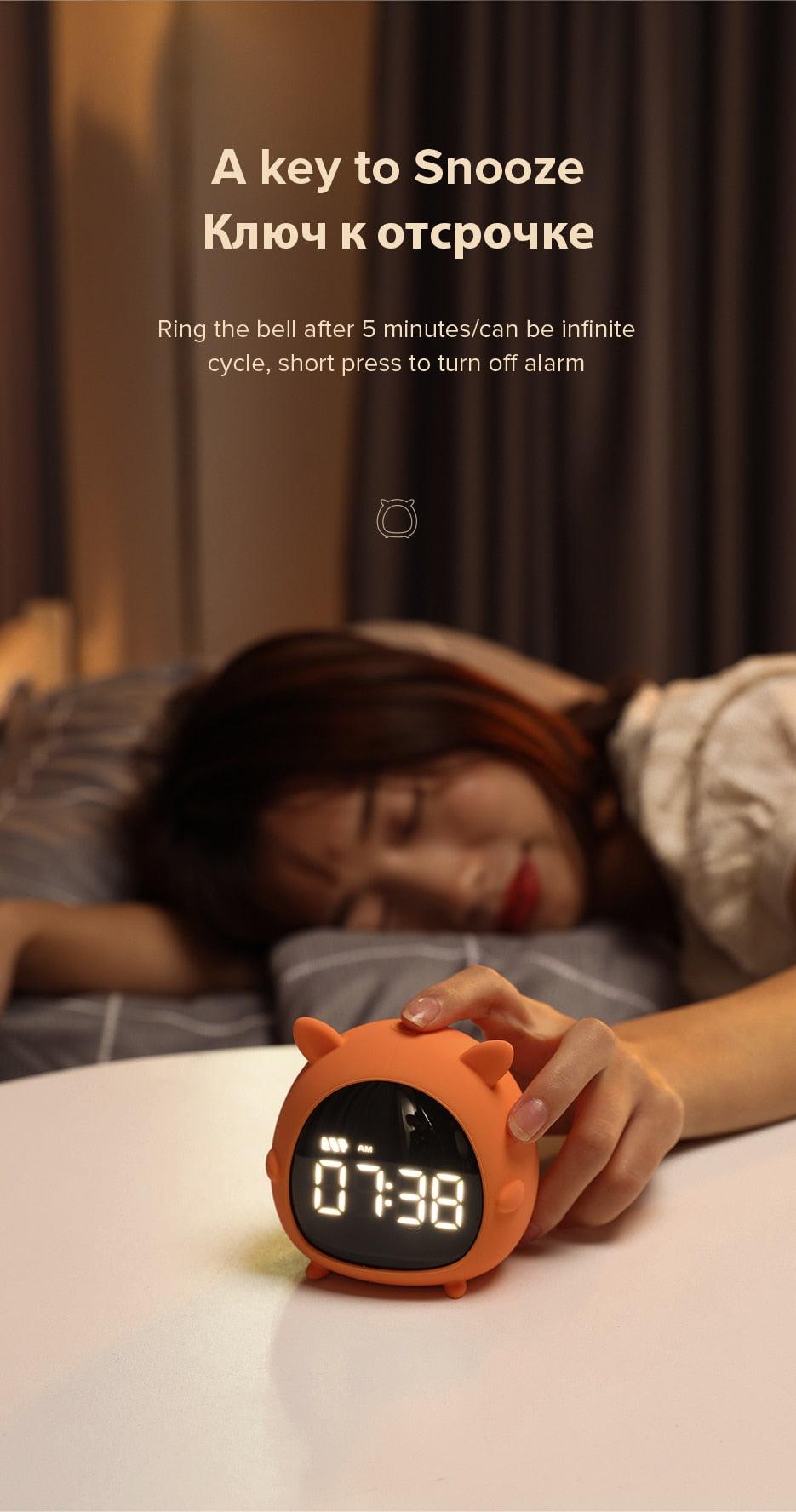 Table Clock Cute Alarm Clock Cute Toddler Alarm Clock Dimming Sleep Training Clock with Night Light Kids Wake Up Clock USB Rechargeable Easy Setting Kids Bedside Kids Night Wake Up Light Multi Function Alarm Clock for For Child Children Home Decoration - Korvel