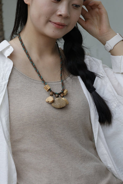 La Armonía del Bosque - Collar de Vaina Natural
