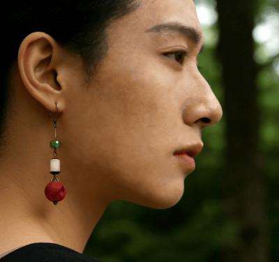 Les Boucles d'Oreilles Forest Harmony - Gouttes en Graines Naturelles et Perles Rouges