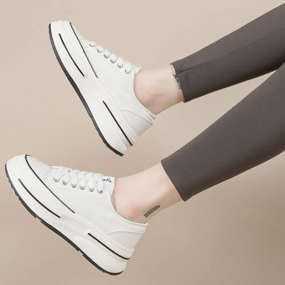 Tied Round Toe Platform Sneakers - Korvel