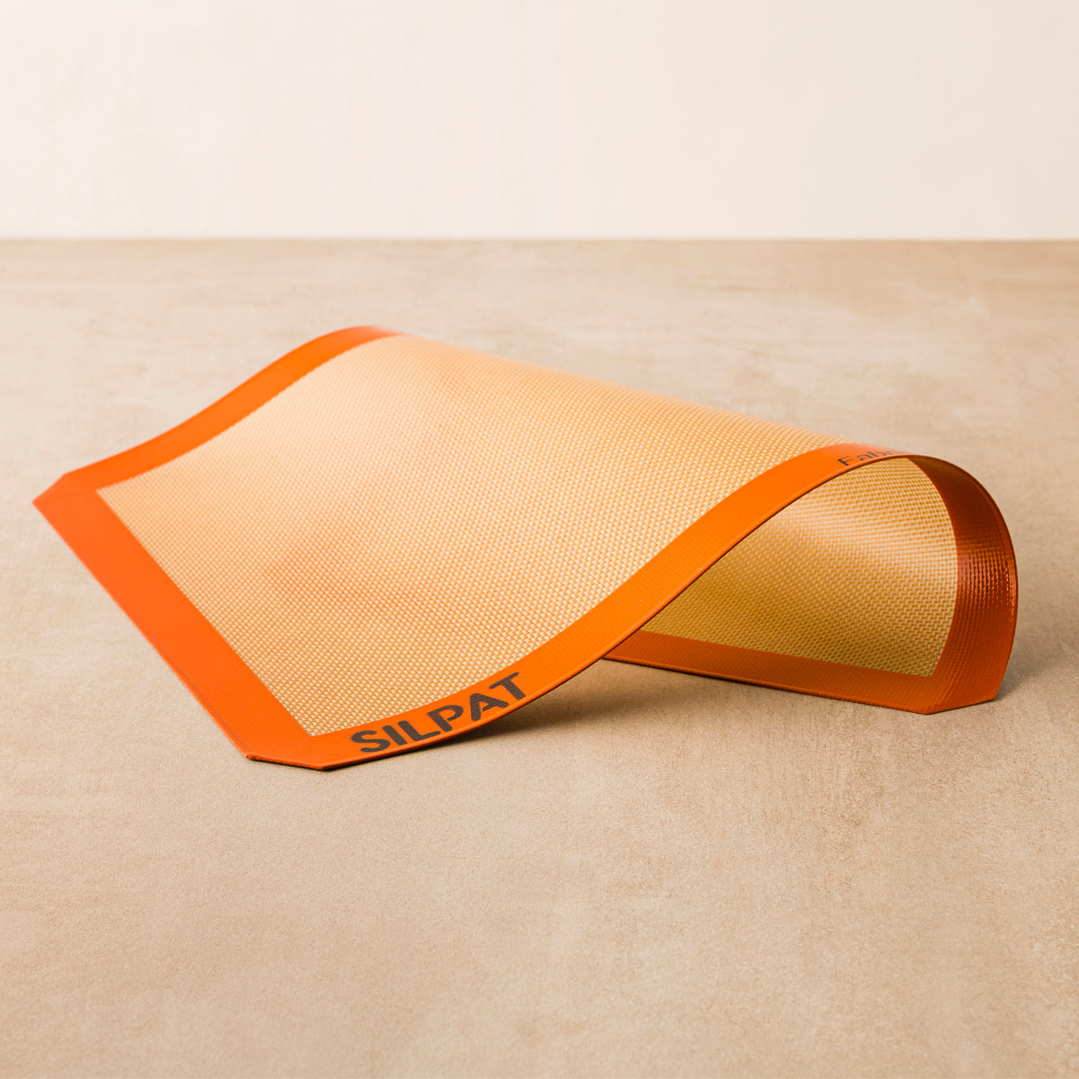 Silpat 3/4 Size Baking Mat - Korvel