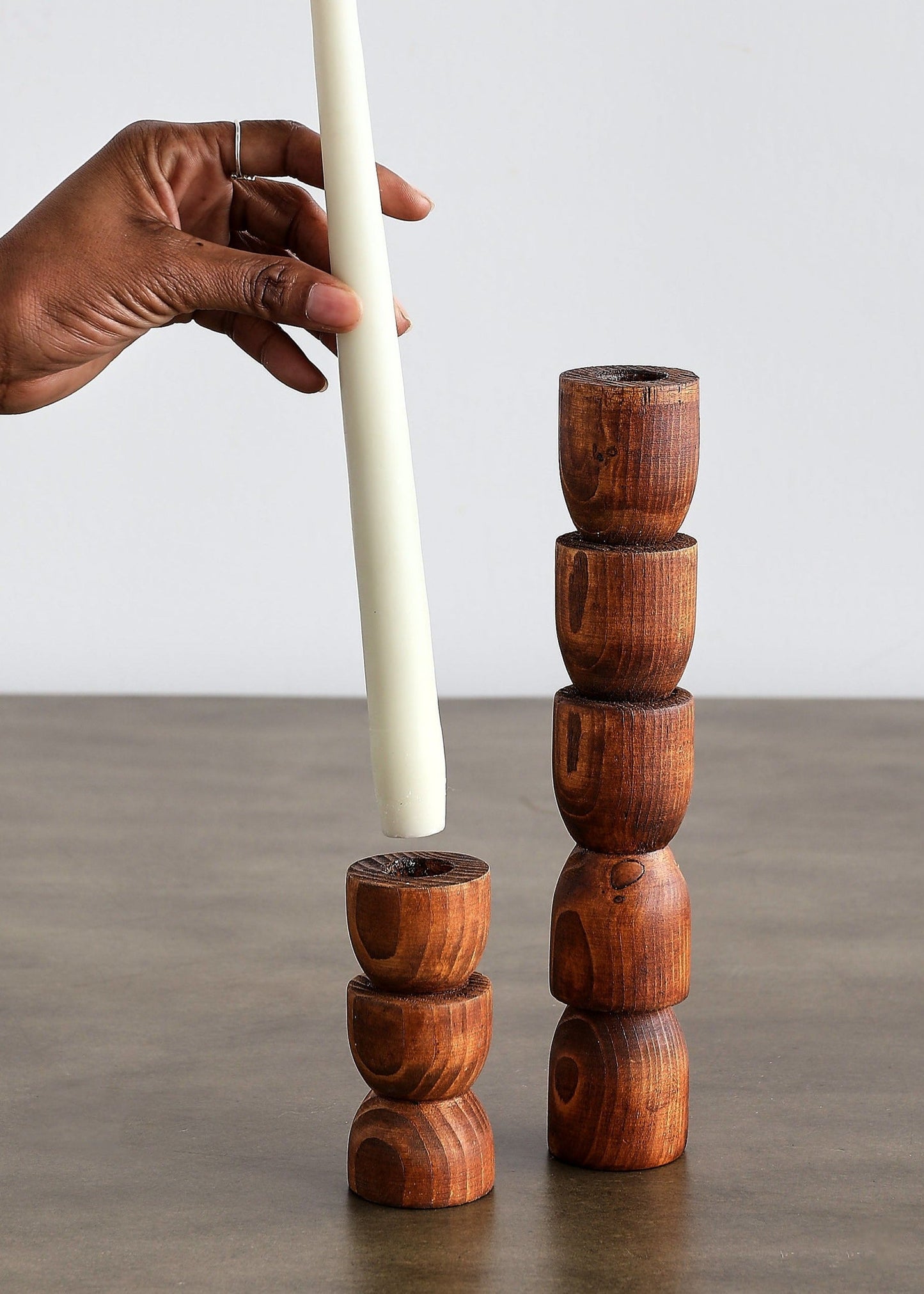 Soporte de candelabro de pino Totem