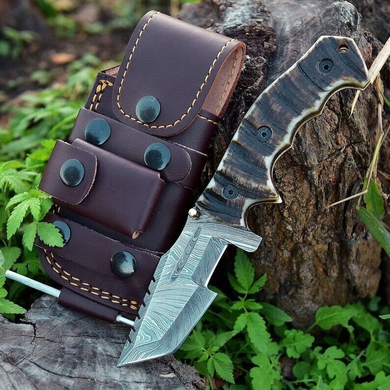 Artisan EDC Tracker Folding Knife - Exquisite Damascus Steel Design - Korvel