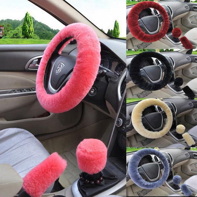 Chic Plush Fur Steering Wheel Cover Set - Cozy & Stylish Car Accessory - Korvel