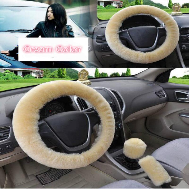 Chic Plush Fur Steering Wheel Cover Set - Cozy & Stylish Car Accessory - Korvel