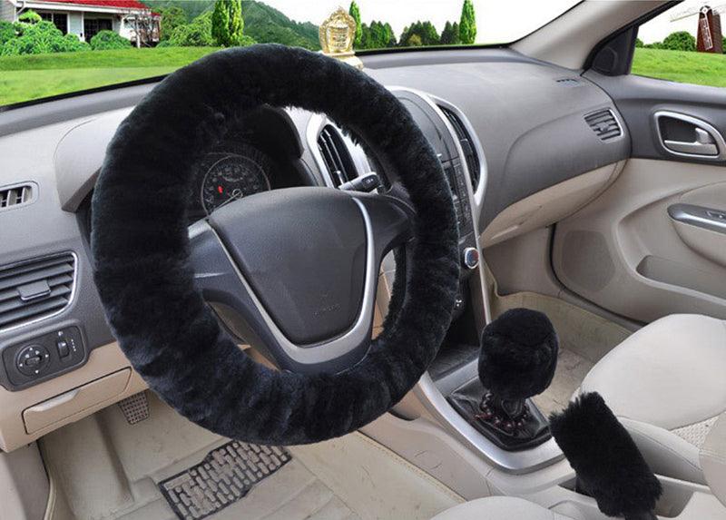 Chic Plush Fur Steering Wheel Cover Set - Cozy & Stylish Car Accessory - Korvel