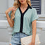 Camiseta suelta de manga corta con cuello en V y contraste para mujeres