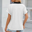 Camiseta suelta de manga corta con cuello en V y contraste para mujeres
