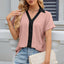 Camiseta suelta de manga corta con cuello en V y contraste para mujeres