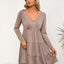 Robe à manches longues à col en V avec volants