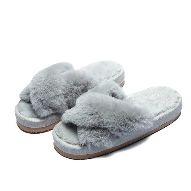 Cozy Faux Fur Slippers for Women - Plush Indoor Slides