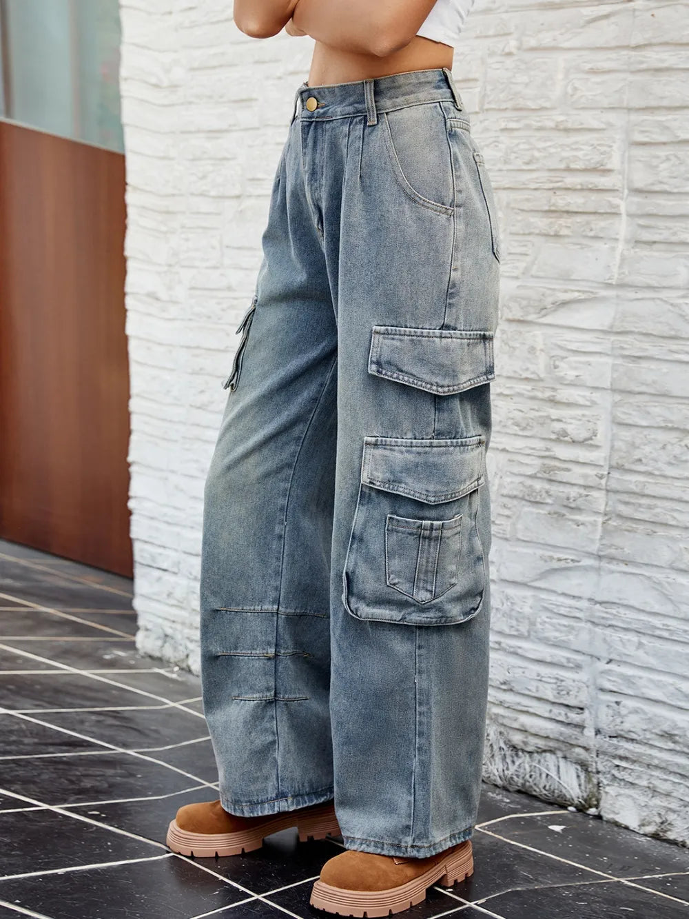 Washed Jeans with Pockets - Korvel