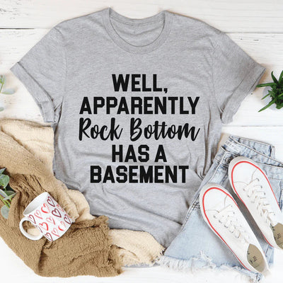 Bueno, aparentemente Rock Bottom tiene una camiseta en el sótano