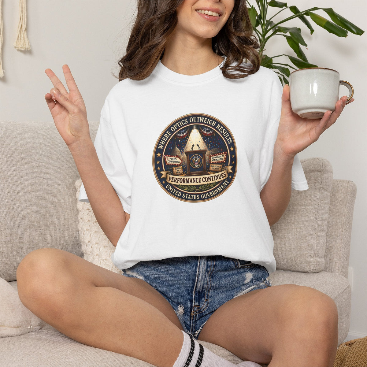 T-shirt graphique Where Optics Outweigh Results