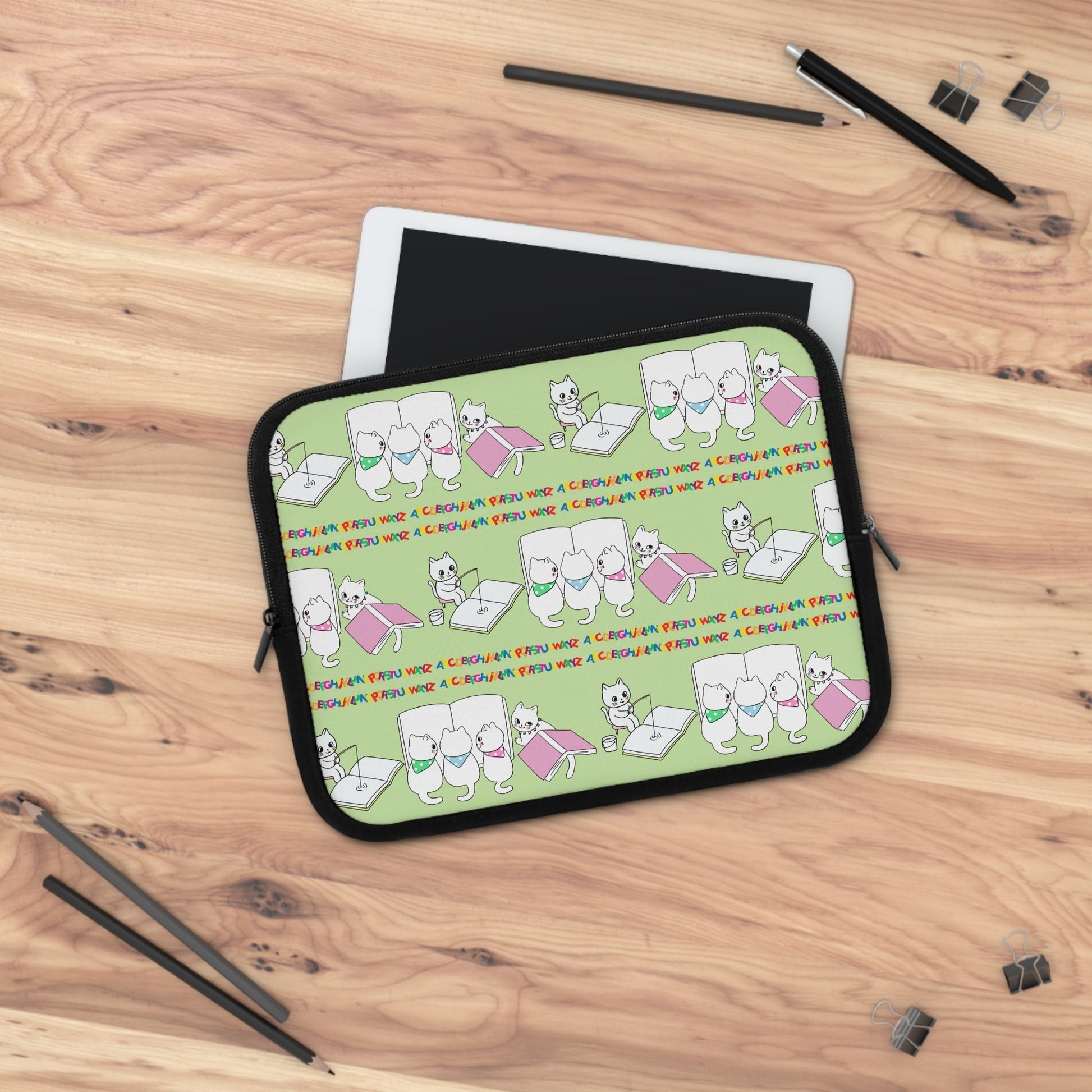 Charming Cat-Themed Laptop Sleeve for Cat Lovers - Korvel